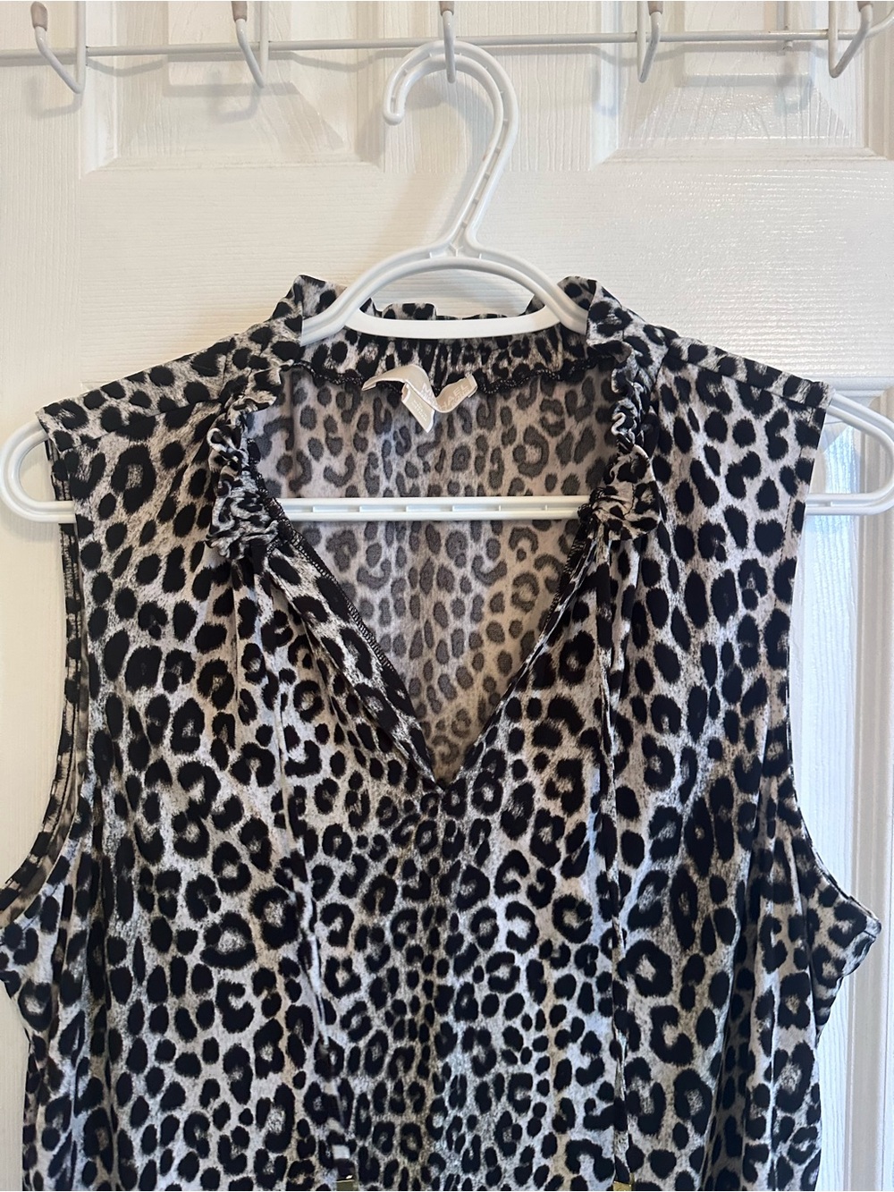 Michael Kors Black & White Leopard Print Sleeveless Ruffled V-Neck top with ties